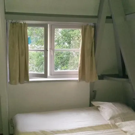 Hostel Cosmos Amsterdam-2